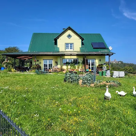 דירה Kleine Einzigartige Auf Dem Bauernhof, Direkt In Der Mit Blick Auf Schloss בראונפלס