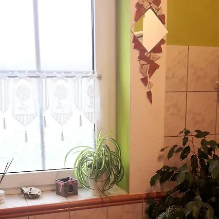 Kleine Einzigartige Auf Dem Bauernhof, Direkt In Der Mit Blick Auf Schloss Apartment