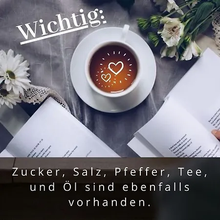 Kleine Einzigartige Auf Dem Bauernhof, Direkt In Der Mit Blick Auf Schloss *