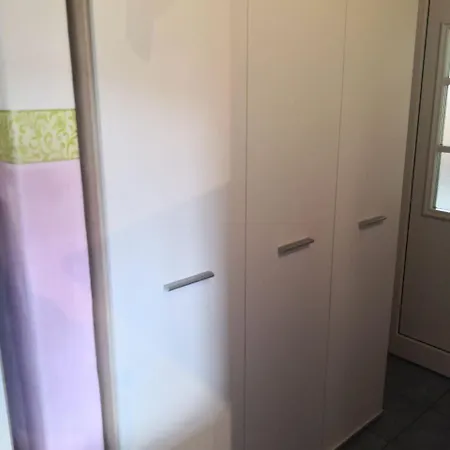 Appartamento Kleine Einzigartige Auf Dem Bauernhof, Direkt In Der Mit Blick Auf Schloss *