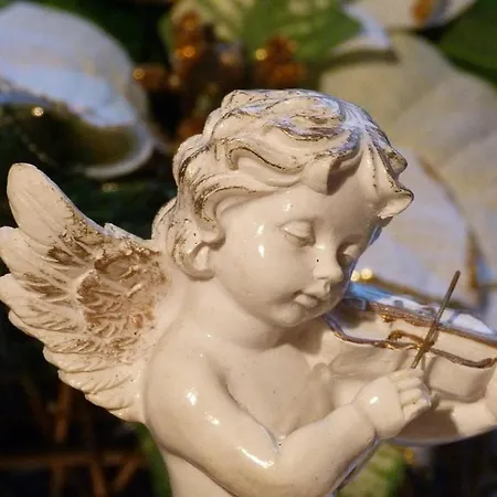 Apartment Kleine Einzigartige Auf Dem Bauernhof, Direkt In Der Mit Blick Auf Schloss Braunfels