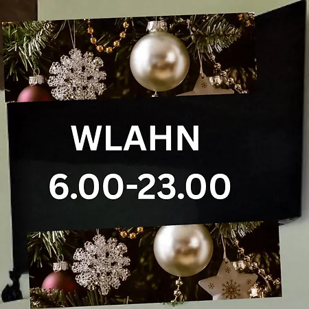 Kleine Einzigartige Auf Dem Bauernhof, Direkt In Der Mit Blick Auf Schloss *